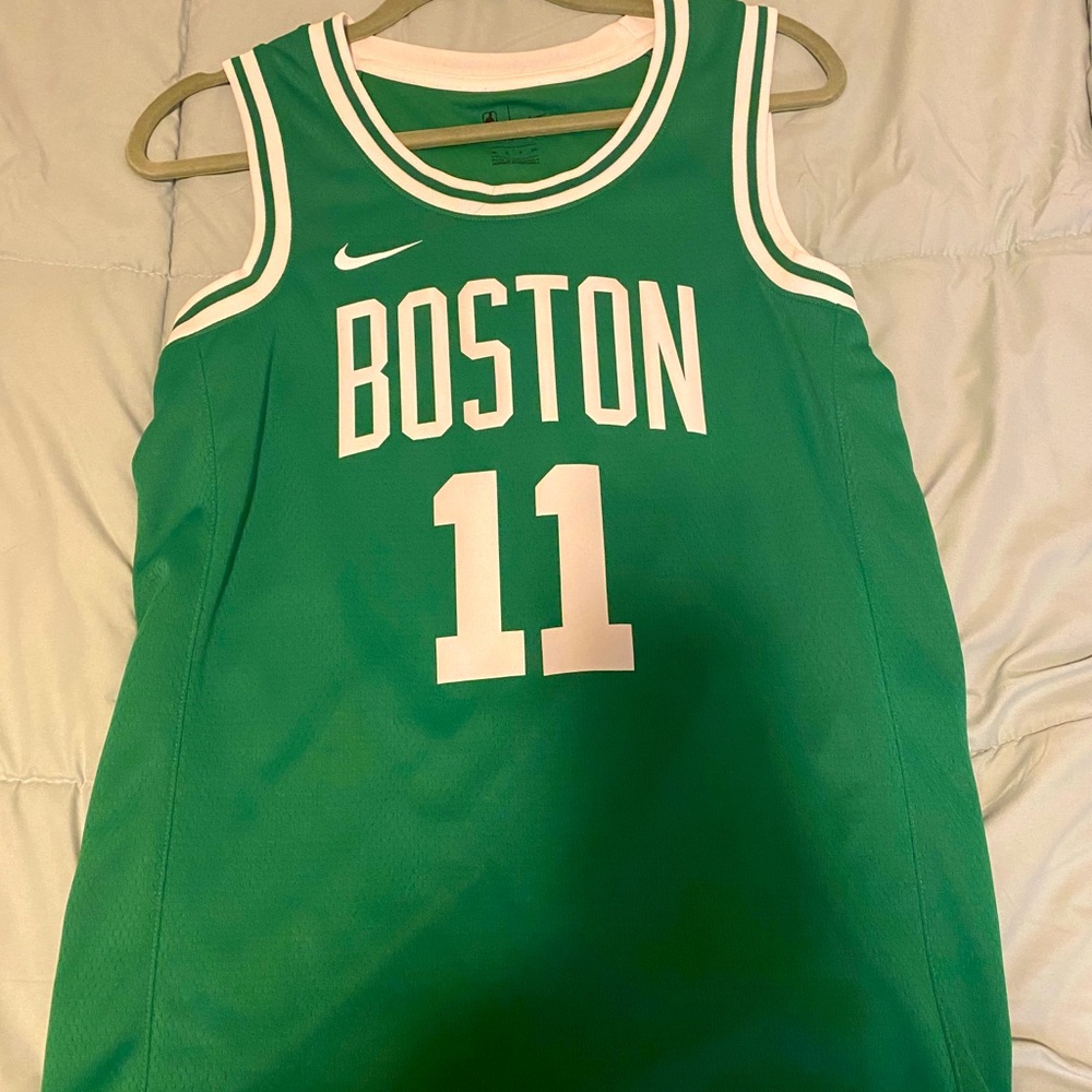 Nike NBA Boston Celtics Jersey (like new)